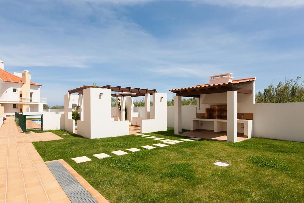 Casa Sardinha - Praia E Piscina - T2 Ferrel  Extérieur photo